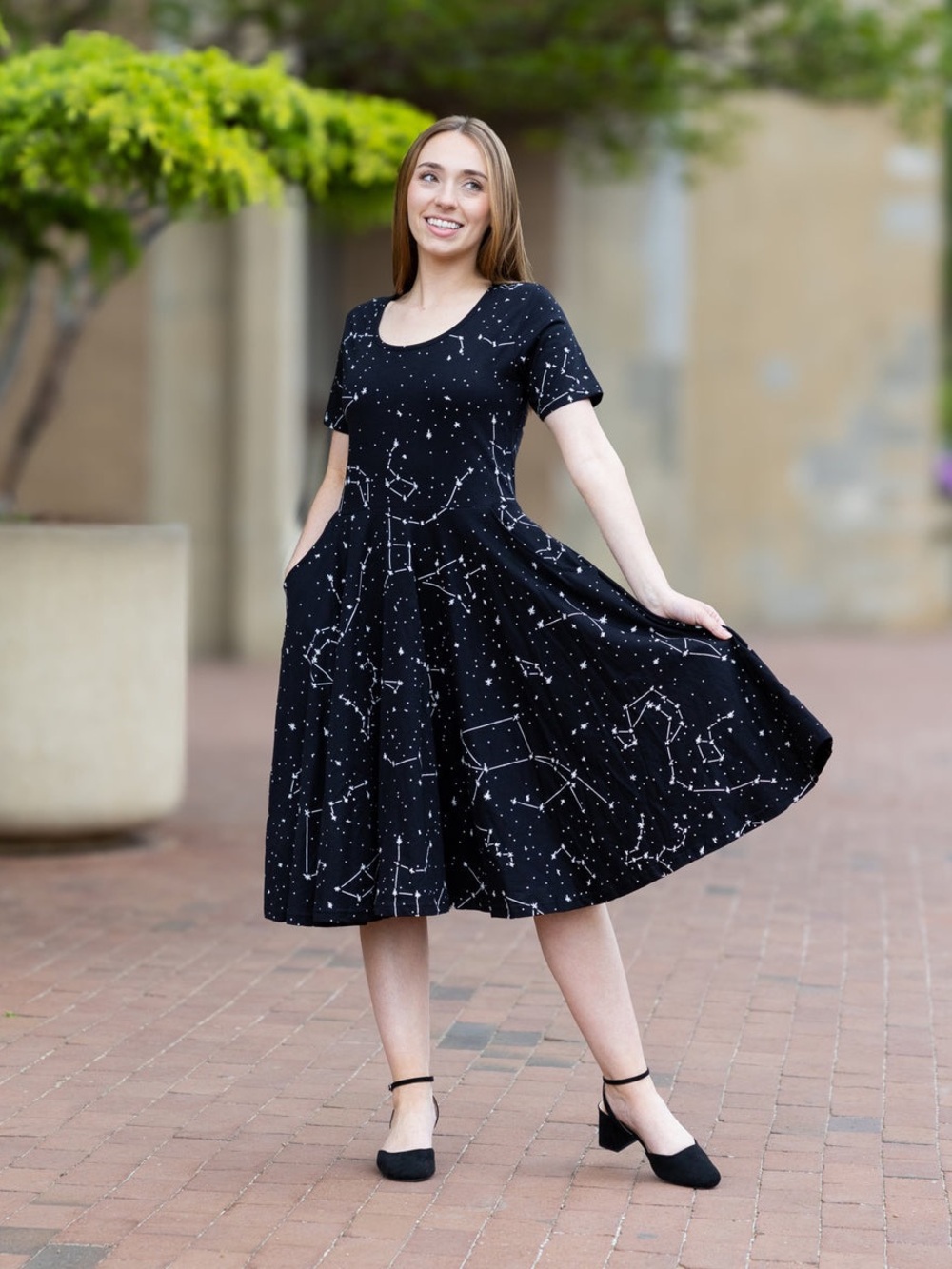Black Constellation Print Midi Dress with Pockets
